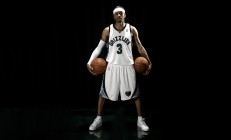 开云APP-上海风暴席卷波士顿，一场改写历史的抢七焦点战