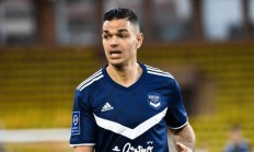 开云下载-里尔取胜波尔多，表现稳定加强冲击冠军头衔的简单介绍