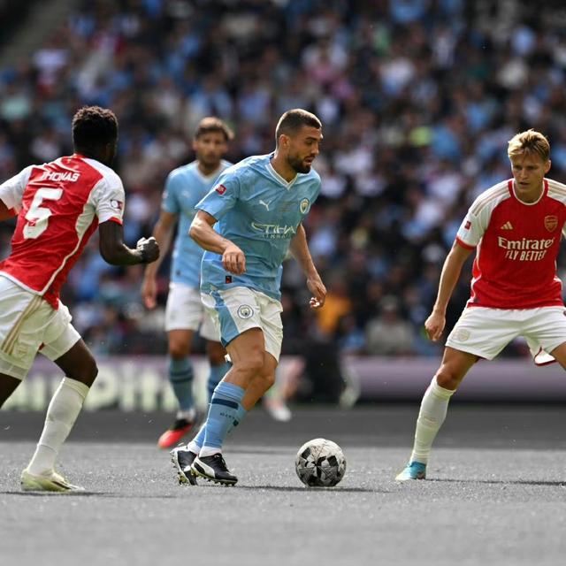 阿森纳险胜罗马,科瓦契奇三分雨点燃全场的简单介绍 阿森纳险胜罗马,科瓦契奇三分雨点燃全场的简单介绍