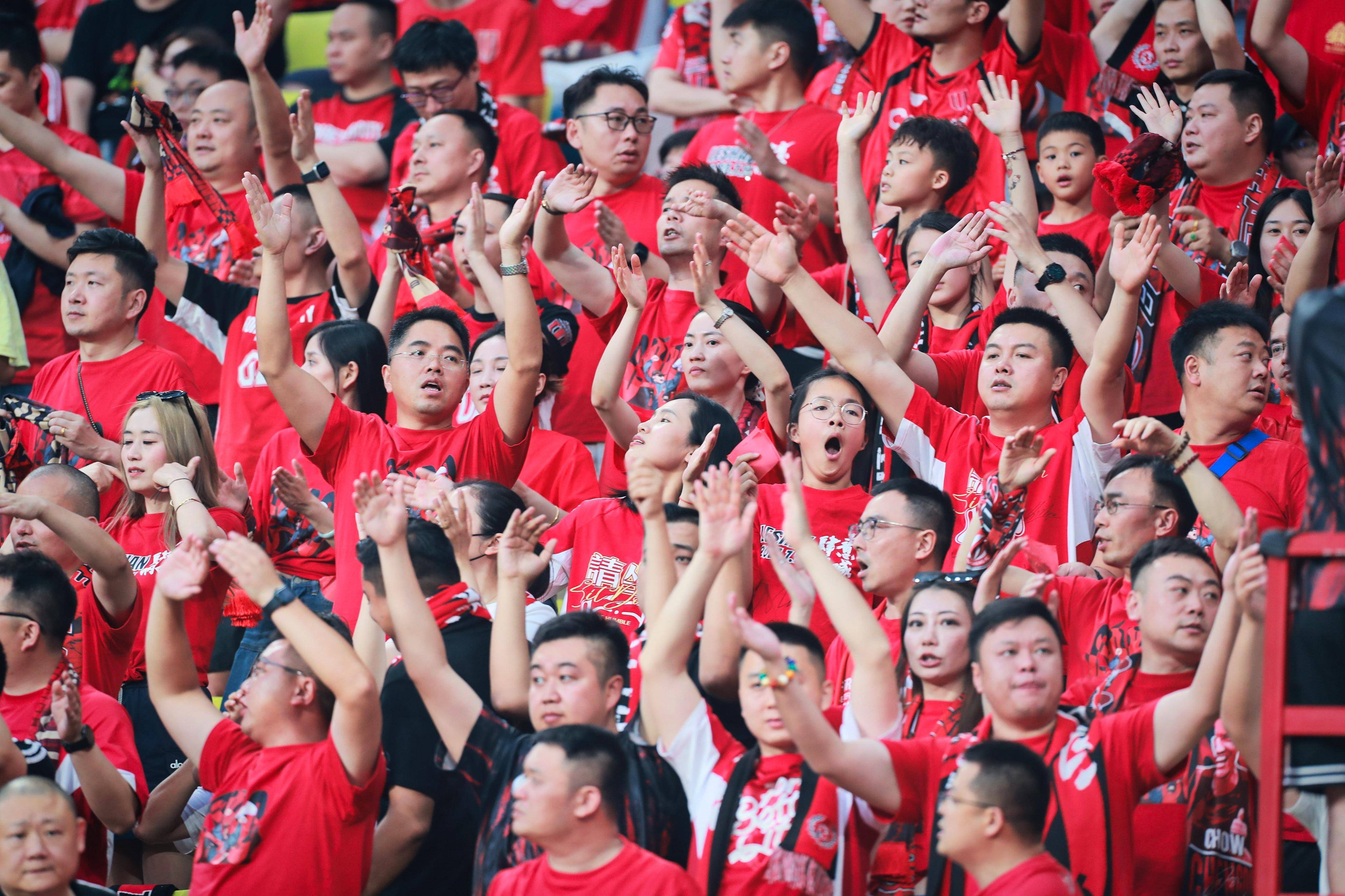 国内足球联赛再次成为关注焦点的简单介绍