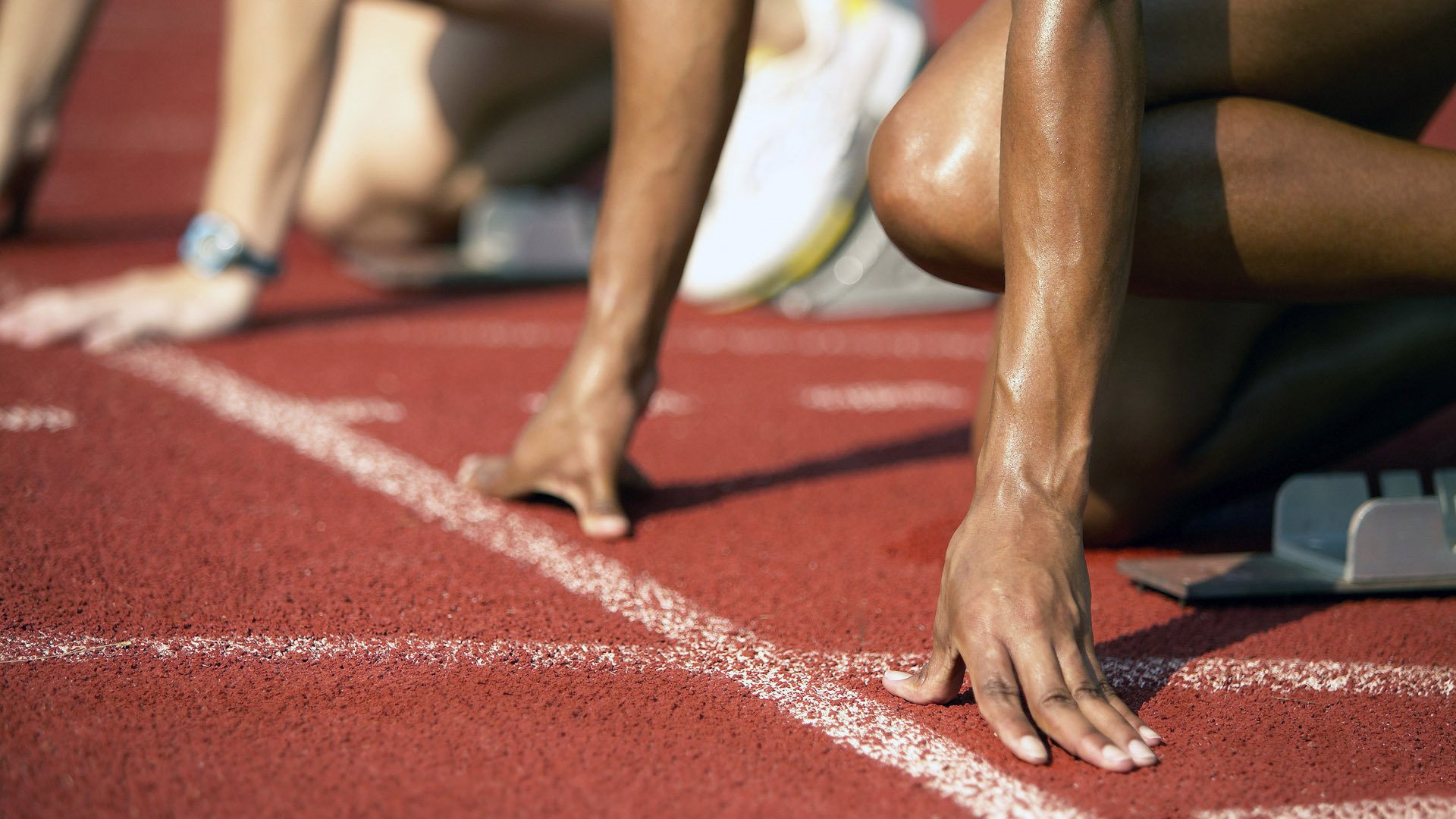 节奏的艺术，从墨西哥的掌控到拉什福德的接管—足球世界的双重奏
