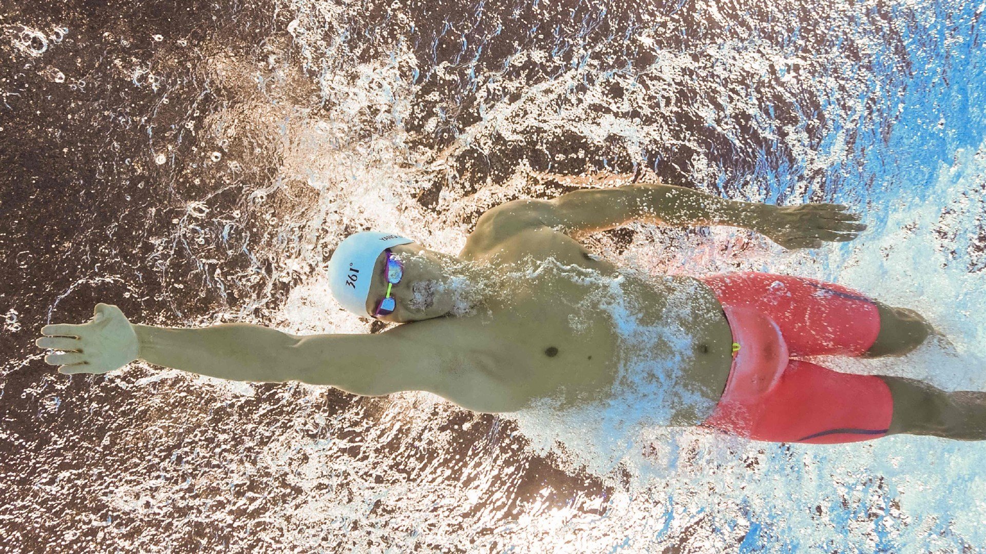 舞台越大，拉亚越强，摩洛哥门神粉碎突尼斯，铸就北非传奇