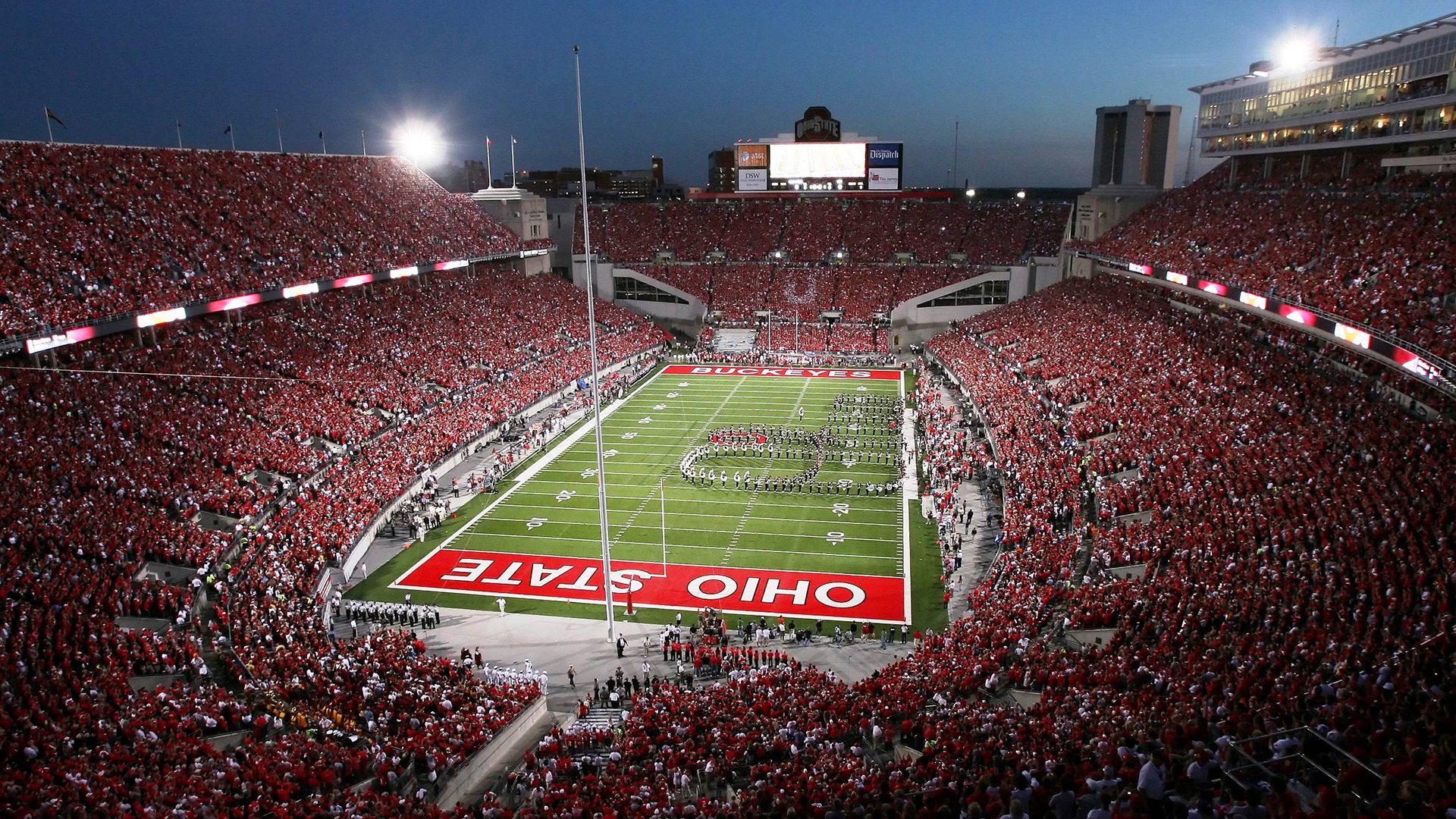 当明尼苏达的森林静默，费城公牛的独舞与马克西的星光