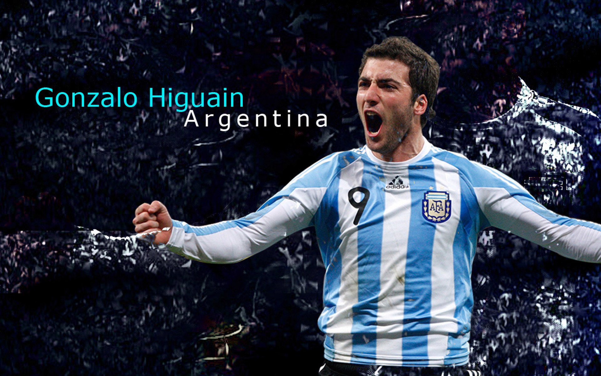 勒沃库森鏖战土耳其,法比尼奥扛起全队的坚韧之战